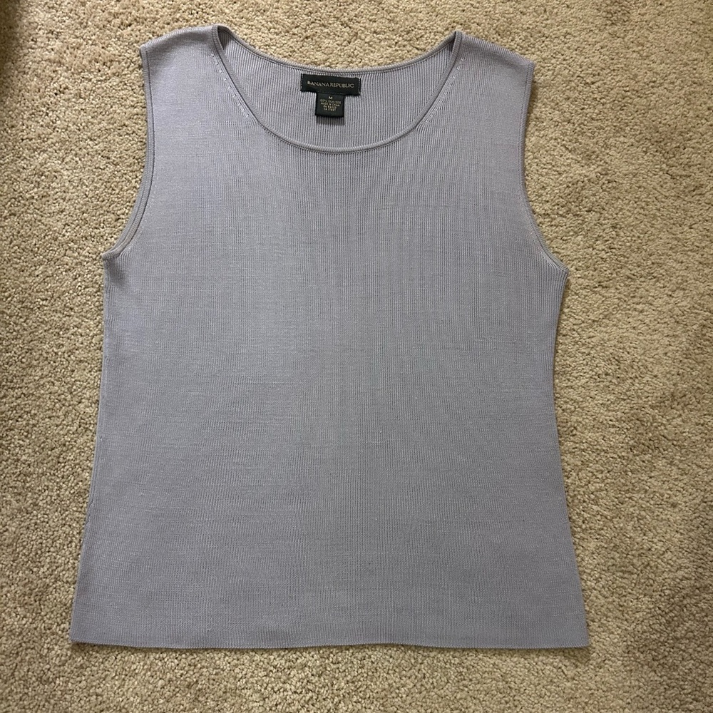 Banana Republic Light Purple Lavender Silk Tank Top Size M